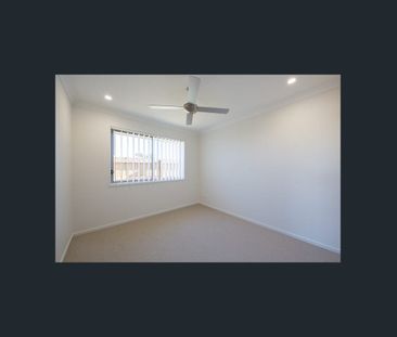 Charming duplex perfect for comfortable living - Photo 2