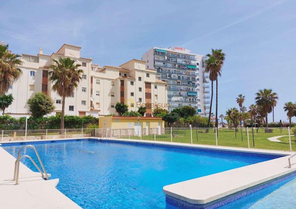 HALF SEASON STUDIO FOR RENT FROM 15/10/23 - 31/03/24 IN BENALMÁDENA IN 2ND LINE OF BEACH.-