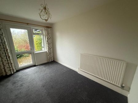 2 bedroom detached bungalow to rent - Photo 4
