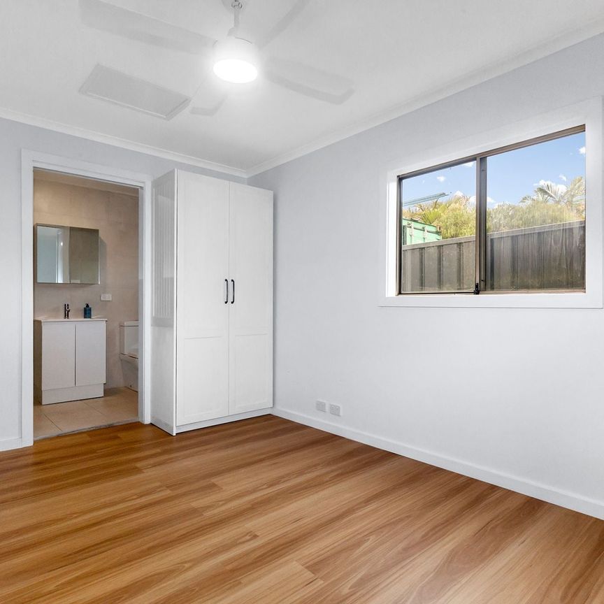 Modern One Bedroom Granny Flat with Private Yard - Photo 2