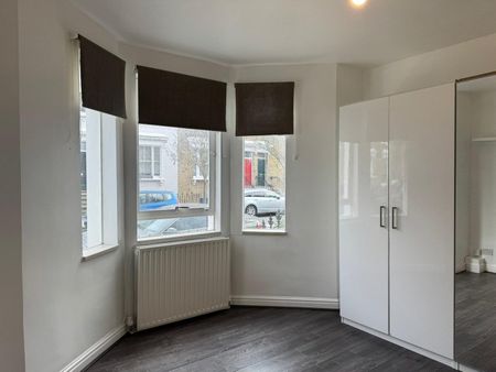 2 Bed Flat, Overstone Road, W6 - Photo 4