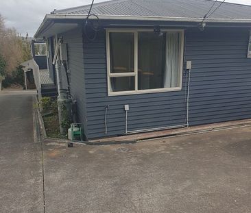 Charming 4BR Family Haven - Rent Negotiable - Photo 4