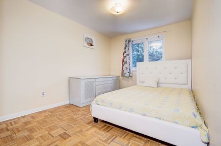 For Lease - 1 Nebula Star Way Unit# 29, Toronto, Ontario - Photo 5