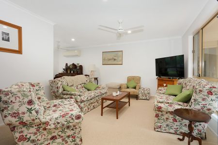2 Marimar Place, Highland Park QLD 4211 - House For Rent | Domain - Photo 2