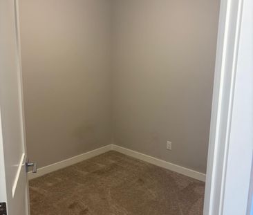 Condo in NW - Photo 5