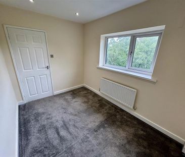 2 bedroom semi-detached house to rent - Photo 4