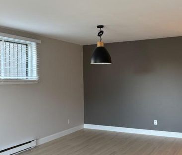 LÉVIS GRAND 4 1/2, STYLE CONDO, SECTEUR DESJARDINS * Disponible dès... - Photo 3