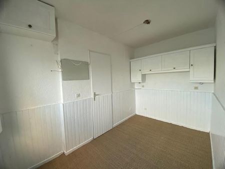 Location Appartement 2 pièces 29m² LEUCATE 11370 - Photo 2