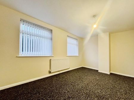 2 bedroom maisonette to rent - Photo 3