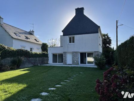 A LOUER VANNES EST MAISON T5 DE 109,07 m² avec jardin clos, LIBRE - Photo 2