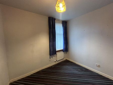 3 bedroom end of terrace house to rent - Photo 5