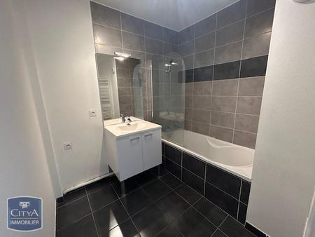 Location Appartement 2 pièces 44m² CHAMALIERES 63400 - Photo 4