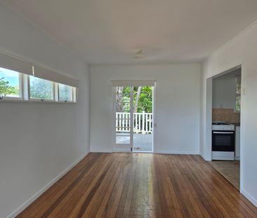 1 Nakina Street, 4215, Southport Qld - Photo 4