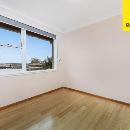 New Renovation Villa with Floorboard, Ducted Air Condition and Extra Room is Available Now! - Photo 5