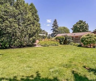 For Lease - 186 Tweedsdale Crescent, Oakville, Ontario - Photo 1