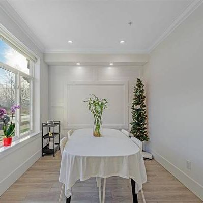 3 bedroom, 2 bathroom Upper for rent - Photo 3