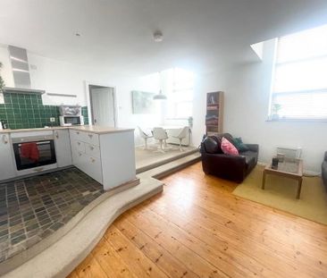 Apartment 8 Old Exchange Court, Belfast, BT5 6HU - Photo 3