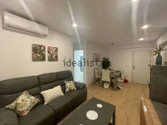 Alquiler de piso en Avenida San Sebastián - Photo 1