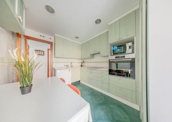 Calle de los Juglares, Madrid, Community of Madrid 28032