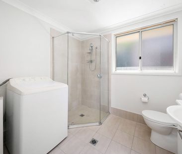 Spacious Two Bedroom House in Marrickville - Photo 5