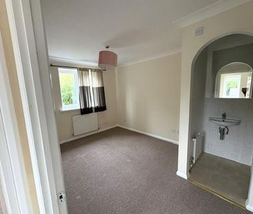 3 bedroom end of terrace house to rent - Photo 6