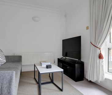 Walpole House, Westminster Bridge Rd - Photo 1