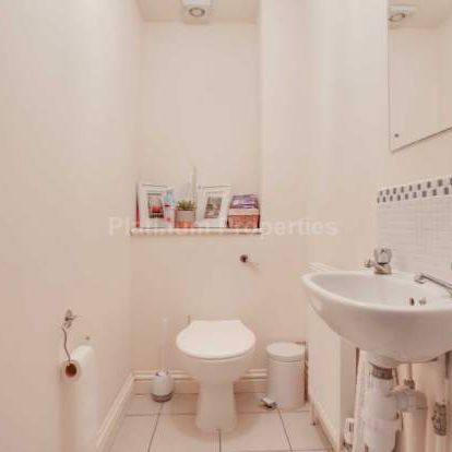 4 bedroom property to rent in Cambridge - Photo 1