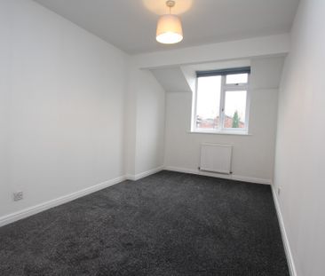 2 Bedroom Mid Terraced House, Chester - Photo 3