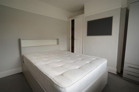 64 Penchwintan Road - Photo 3