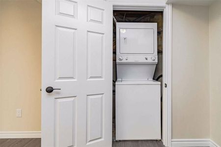 For Lease - 40 Leatherhead Court, Brampton, Ontario - Photo 3