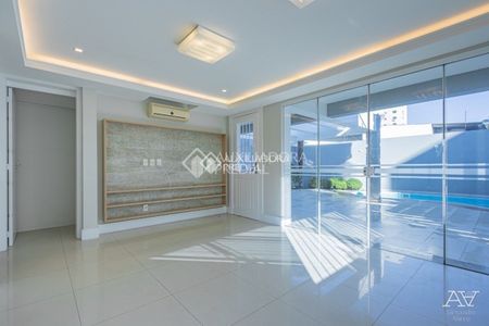 Casa com 5 quartos e 267m² para alugar em Marechal Rondon, Canoas. - Photo 3