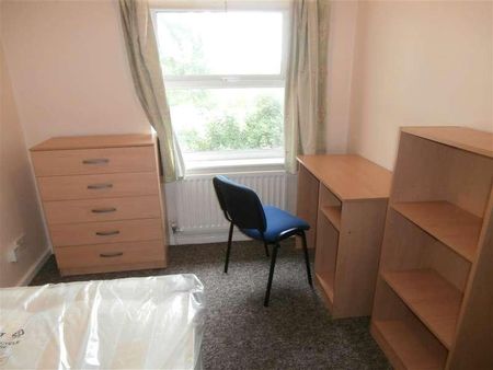 St Martins Close, Winchester, SO23 - Photo 2