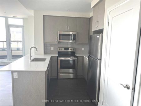For Lease - 15 Lynch Street Unit# 302, Brampton, Ontario - Photo 4