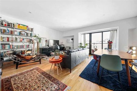 Britton Street, London, EC1M - Photo 4