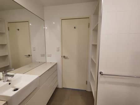 Modern 1 Bedroom Apartment Now for Lease | City luxe in Hornsby - Photo 3