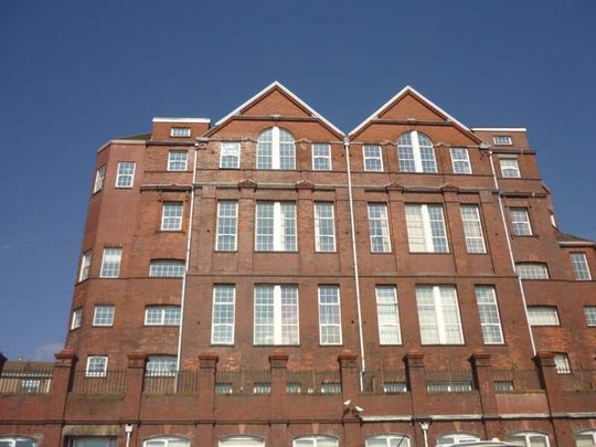 One bedroom apartment, St Thomas Lofts, SA1, Swansea - Photo 1