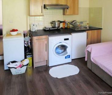 1 bedroom property to rent in London - Photo 4