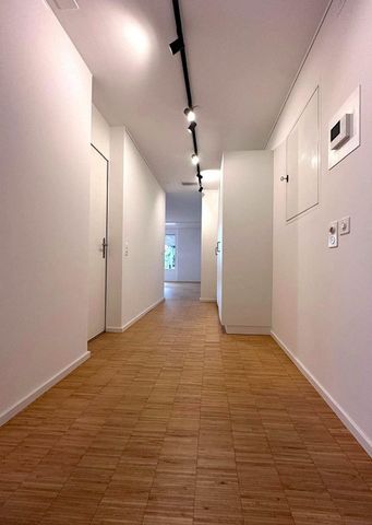 3.5-room terrace apartment with spectacular panoramic views - Photo 3