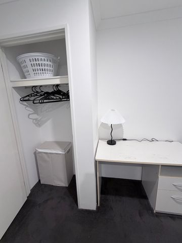 Ellenbrook - Photo 5