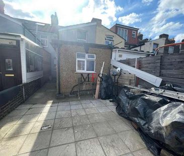 Queens Road, Southall, UB2 - Photo 5