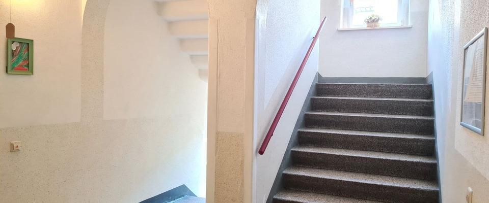 Helle und ruhige 3-Raum-Wohnung in einem liebevoll sanierten Gründerzeithaus im Stadtteil Chemnitz Hilbersdorf - Photo 1