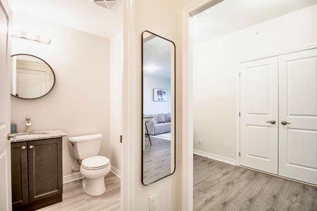 For Lease - 9255 Jane Street Unit# 815, Vaughan, Ontario - Photo 2