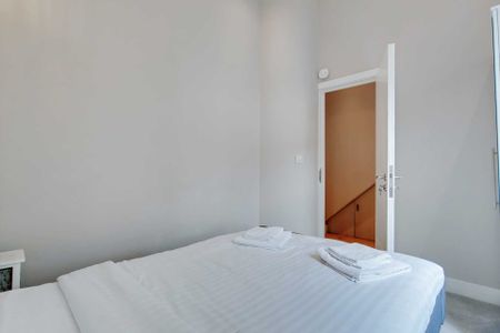 Price £575 pw - Available 16/12/2025 - Furnished - Photo 3