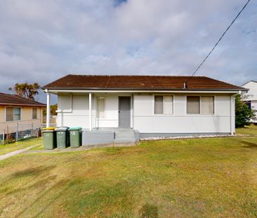 15 Lachlan Street, Windale NSW 2306 - Photo 2