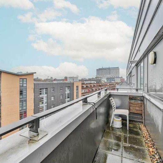 Spencer Way, Shadwell, E1 - Photo 1