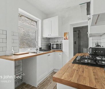 2 bedroom terraced house to rent - Photo 5