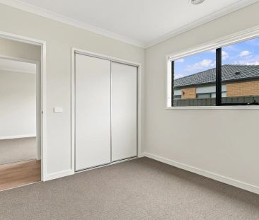 NEW BUILD HOME FOR RENT IN TARNEIT - Photo 6