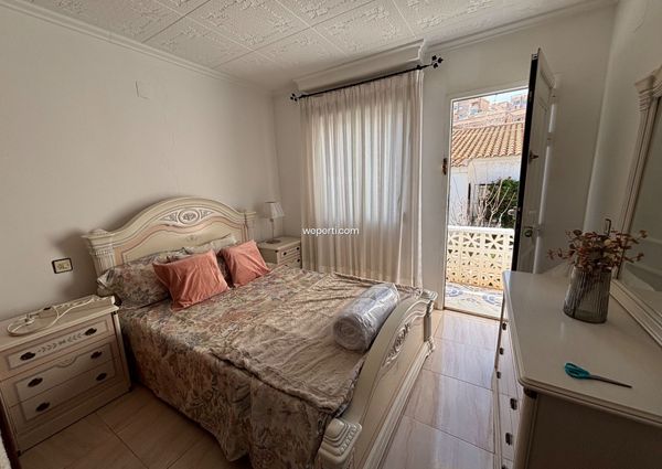 Bungalow in Torrevieja, urbanizacion, for rent