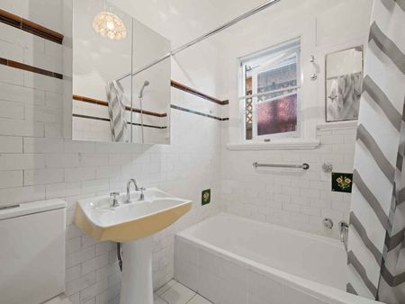 16 Wallace Street Ashfield - Photo 5