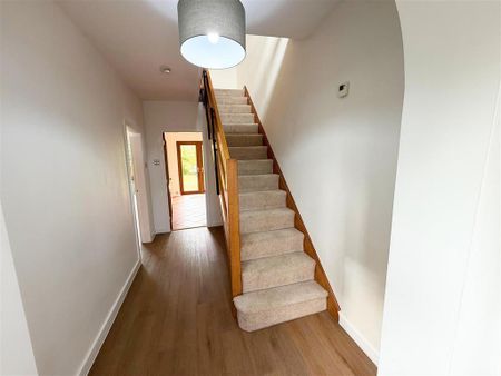 4 bedroom house to rent - Photo 3